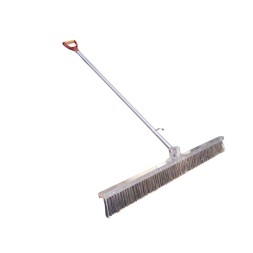 24045 Stossbesen 150 cm Besatz Flachstahldrahtborsten